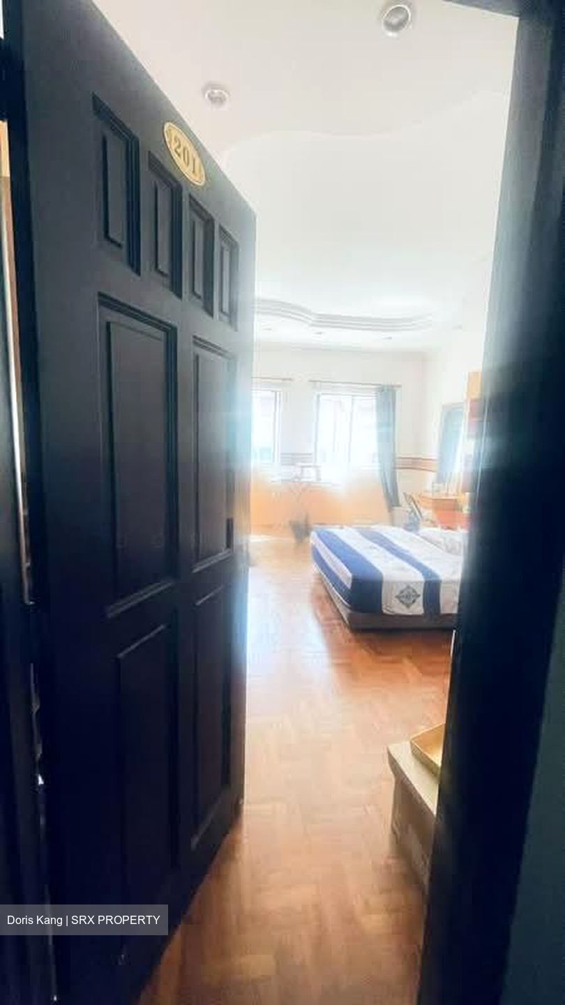 Westwood Crescent (D22), Terrace #574597491